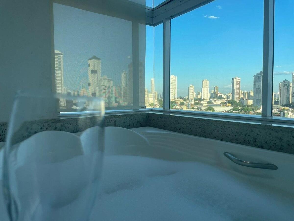 1 Qts.| 2 Hosp. | Jacuzzi Na Varanda | Linda Vista ゴイアニア エクステリア 写真