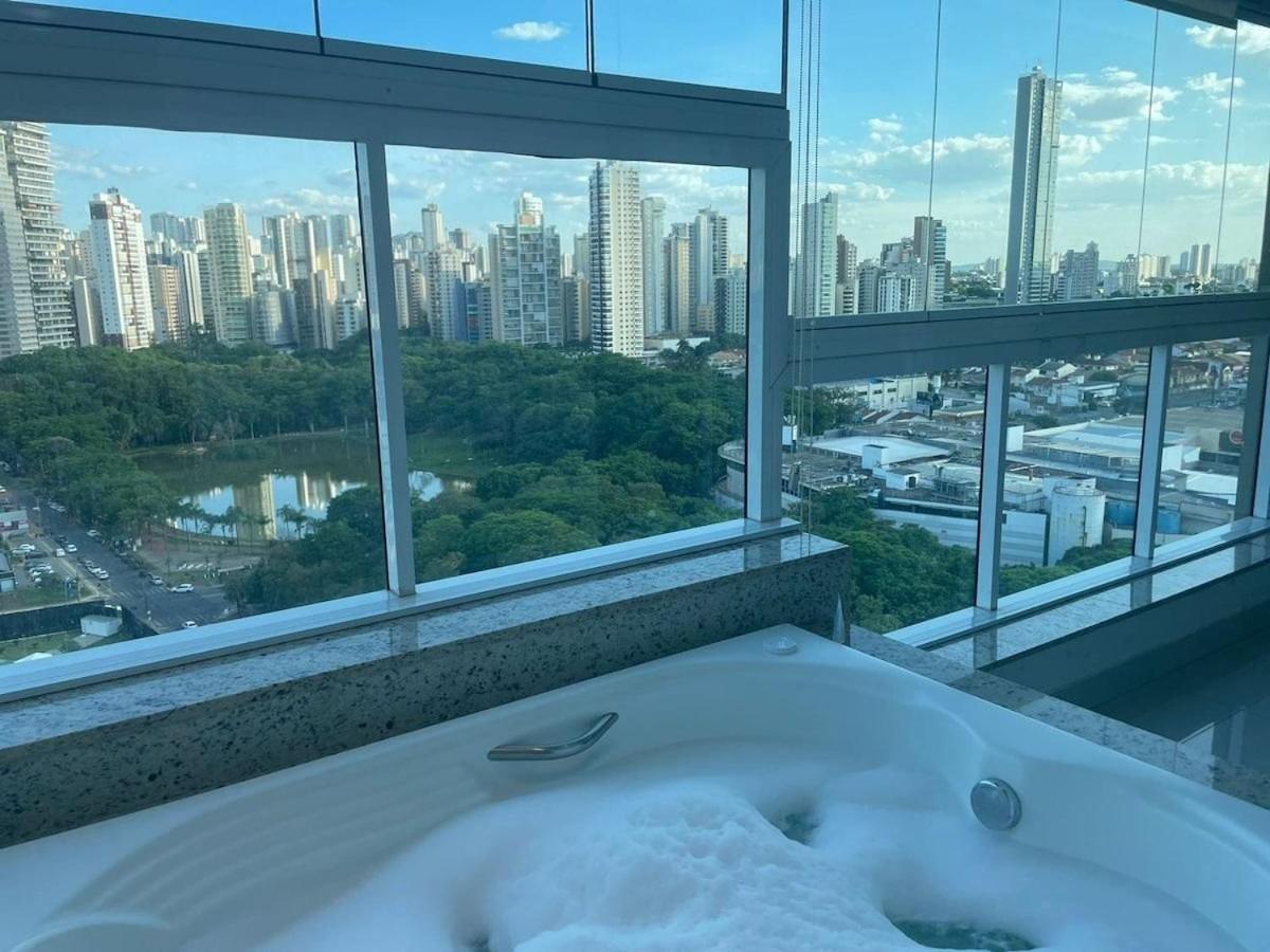 1 Qts.| 2 Hosp. | Jacuzzi Na Varanda | Linda Vista ゴイアニア エクステリア 写真